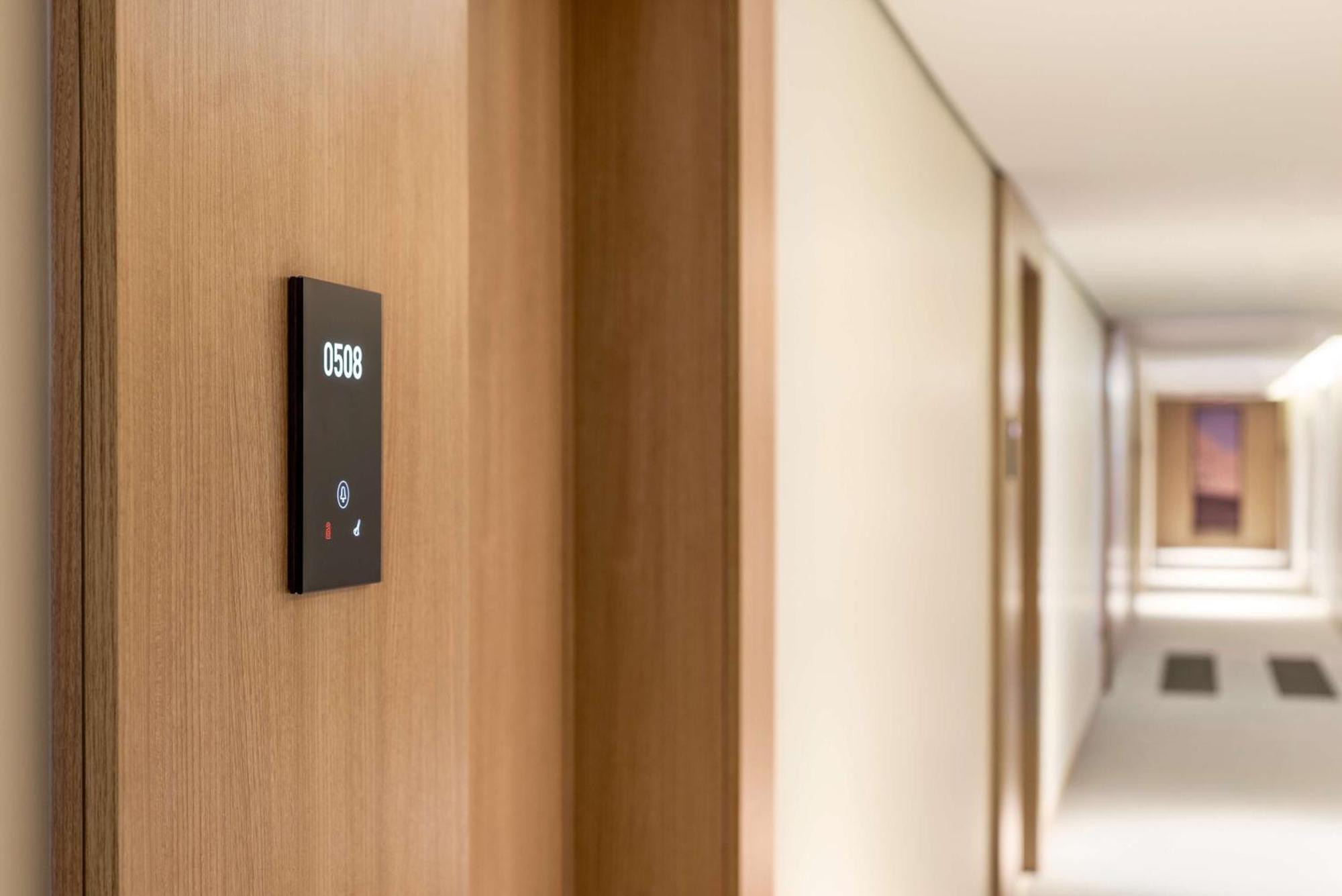 Radisson Hotel & Residence Riyadh Olaya Екстер'єр фото