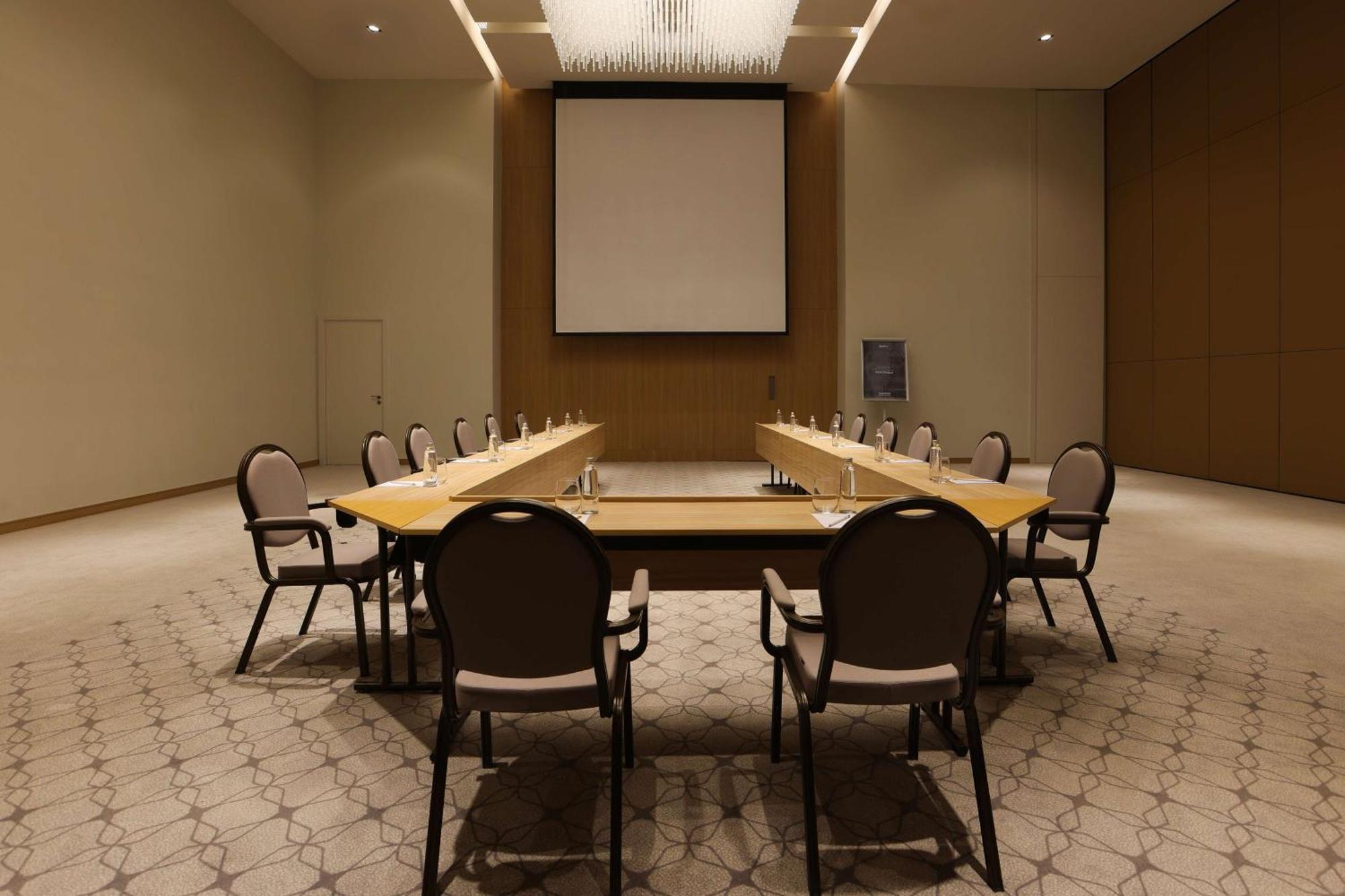Radisson Hotel & Residence Riyadh Olaya Екстер'єр фото